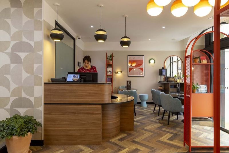Hotel Regina Opera Grands Boulevards - Image 5