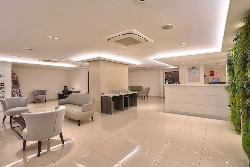 Simon's Boutique Hotel - Image 7