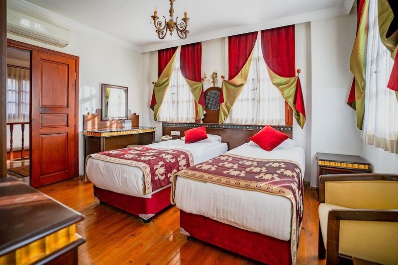 Mediterra Art Hotel - Image 7