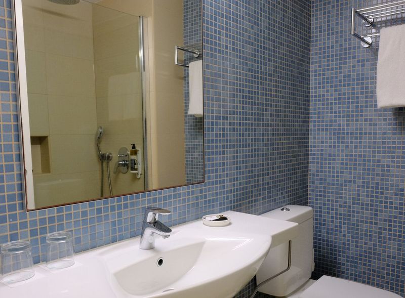 Sunrise Gardens Hotel - Image 6