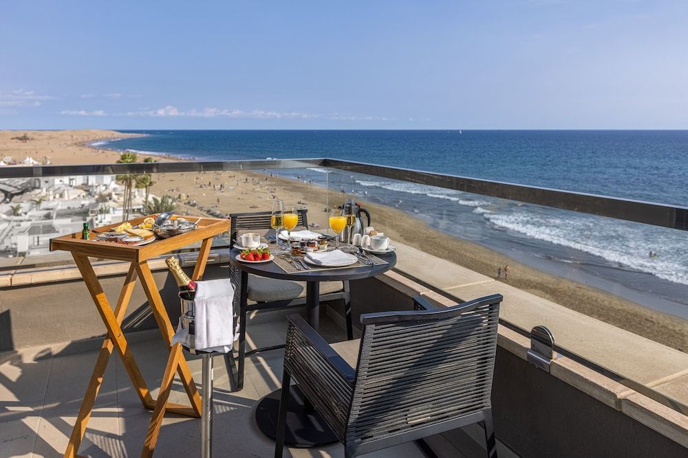 Hotel Faro, a Lopesan Collection Hotel - Image 9