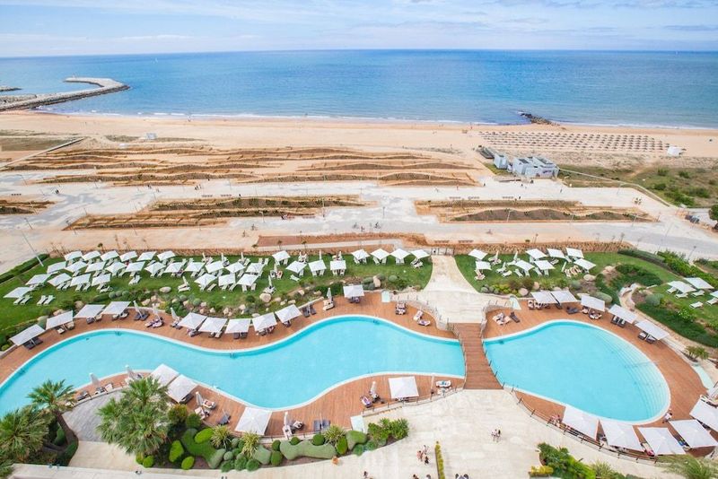 Crowne Plaza Vilamoura - Image 9