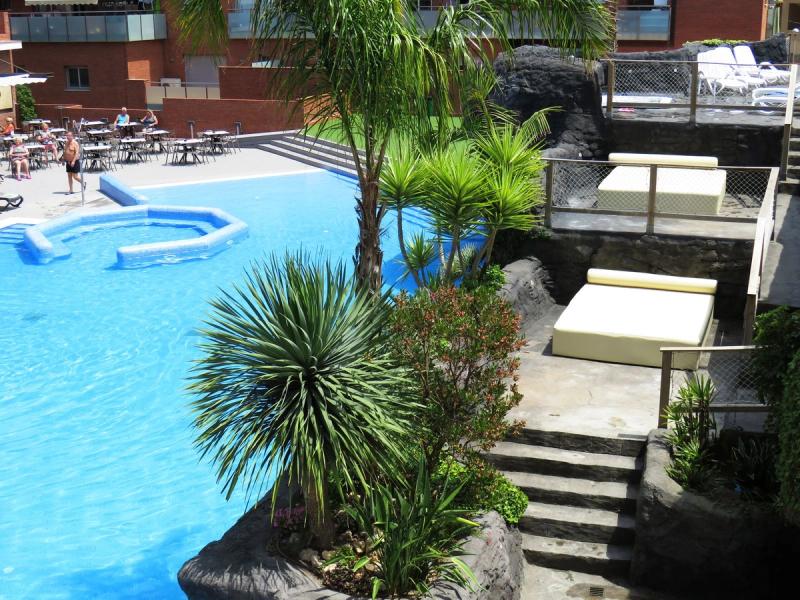 Hotel Papi - Image 10