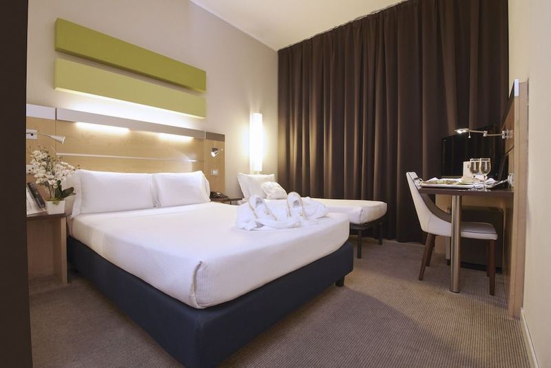 iH Hotels Milano Gioia - Image 8