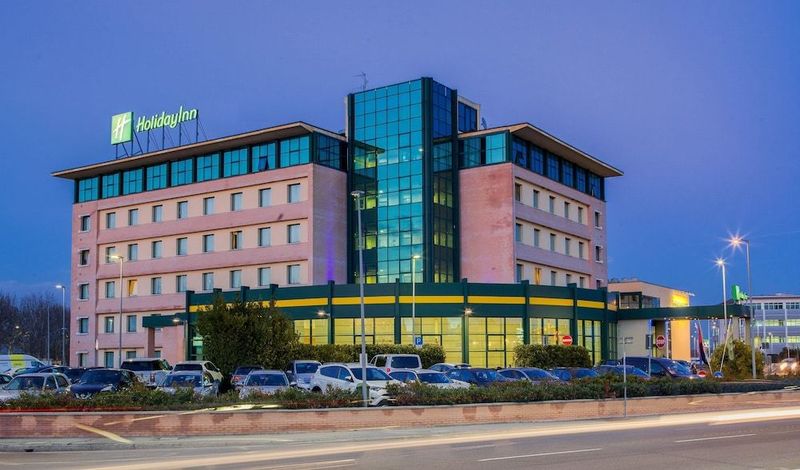 Holiday Inn Express Bologna - Fiera - Image 2