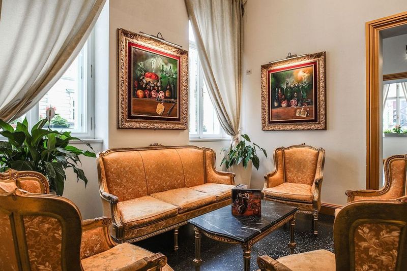 Hotel Assenzio Prague - Image 2