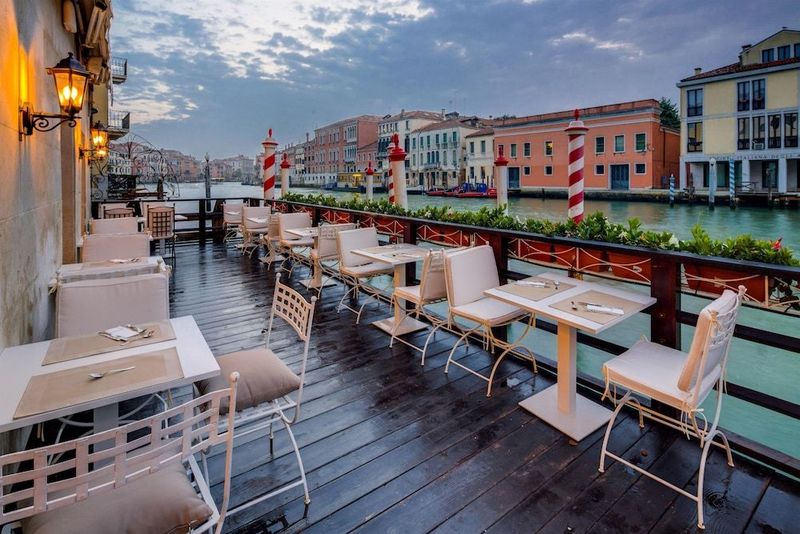 BW Premier Collection CHC Continental Venice - Image 2