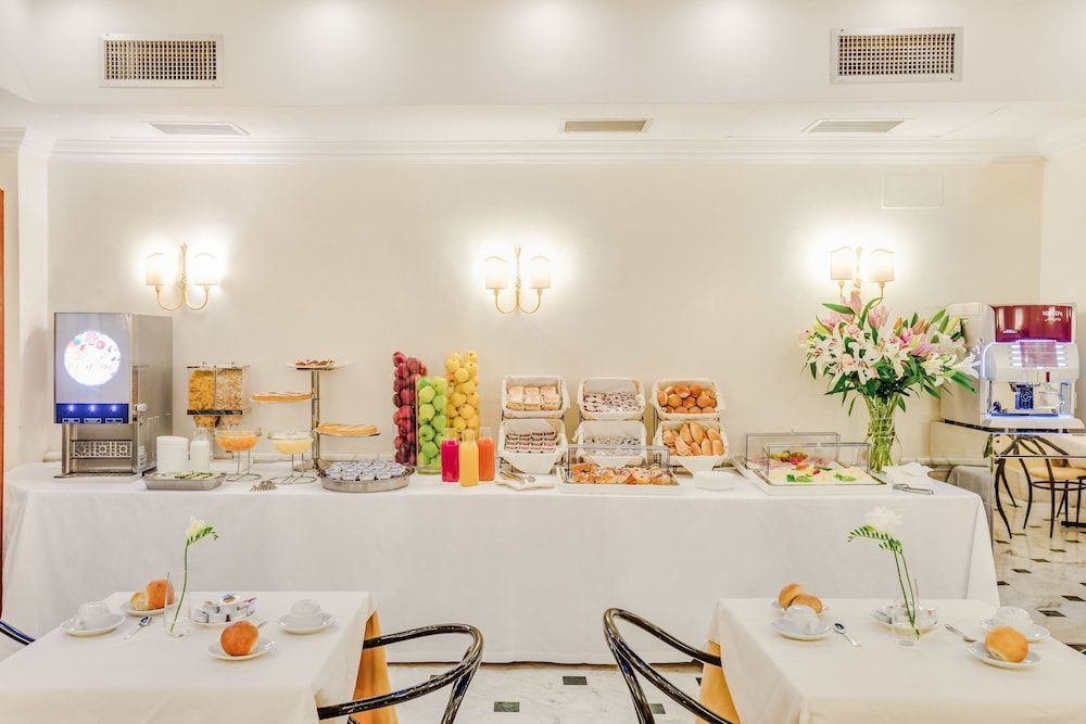 Raeli Hotel Lazio - Image 10