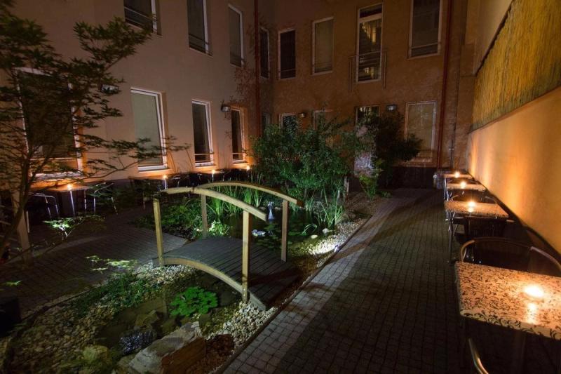 Six Inn Hotel Budapest - Image 7
