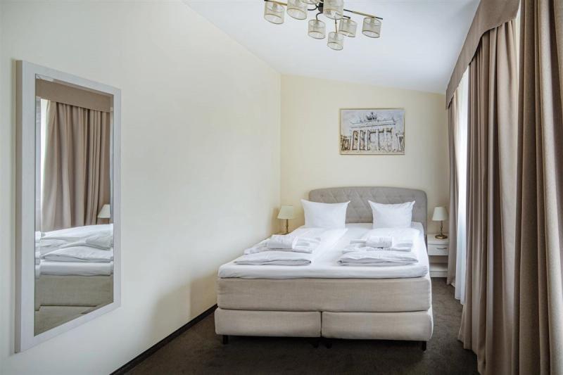 Upper Room - Image 10