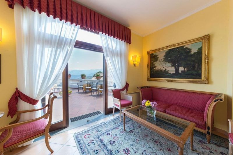 Hotel Jaccarino - Image 8