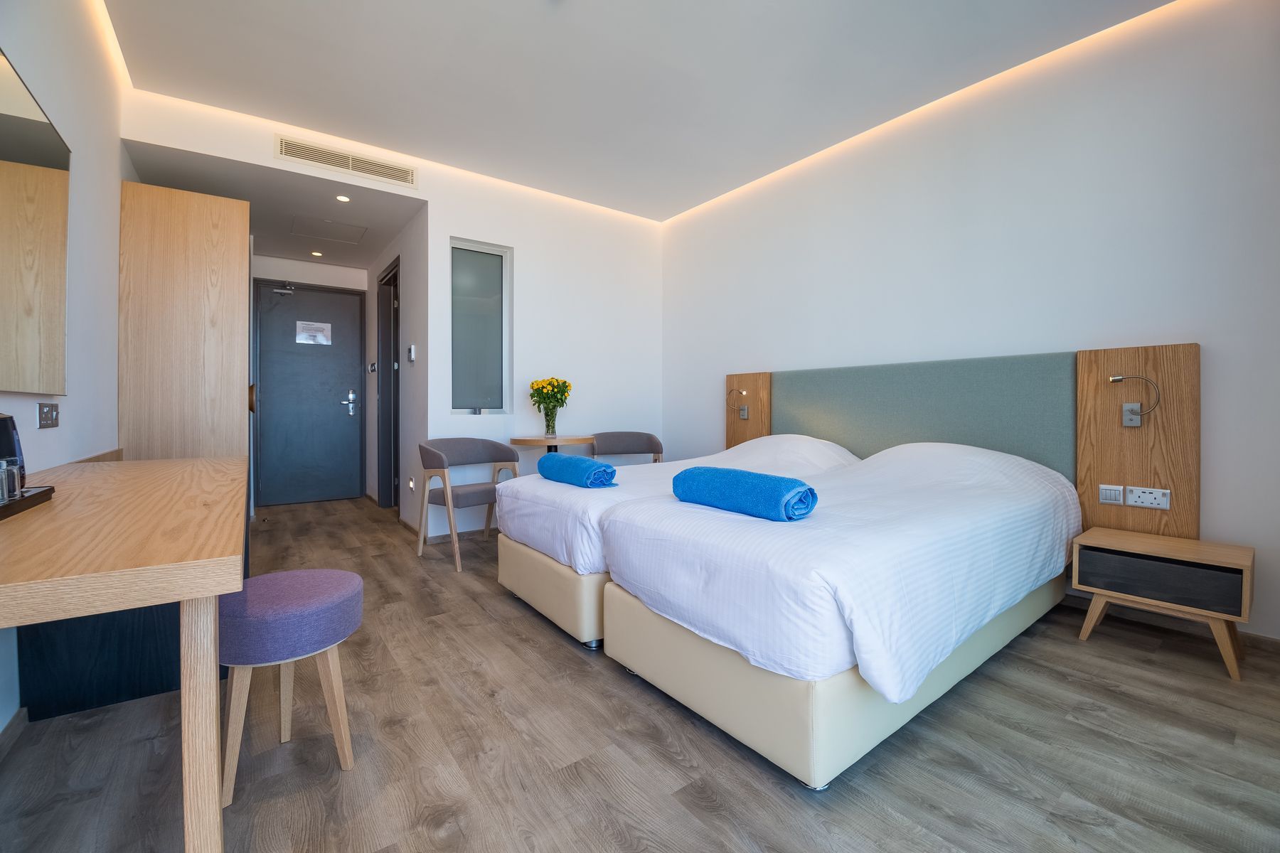Protaras Plaza Hotel - Image 7