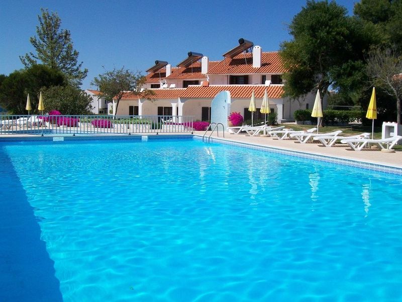 Apartamentos Vale de Carros - Image 3