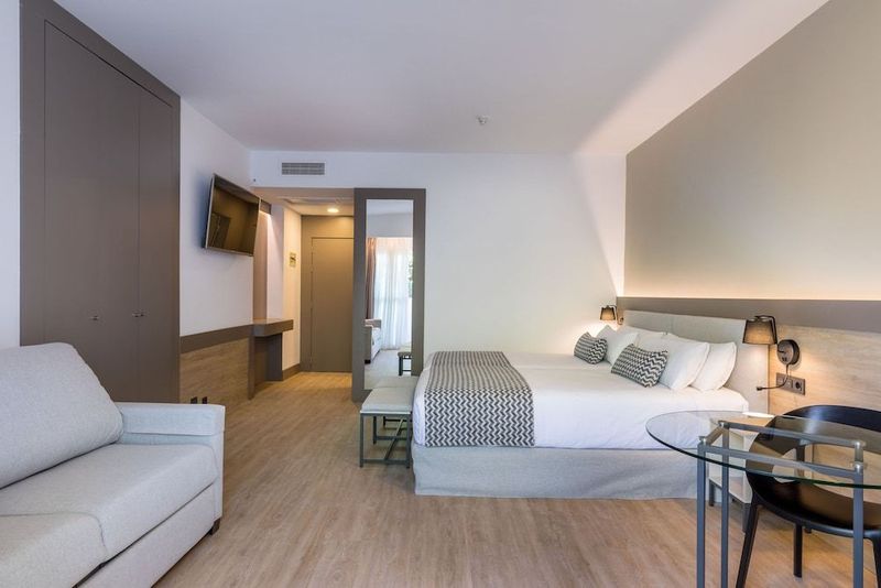 Occidental Puerto Banus - Image 7