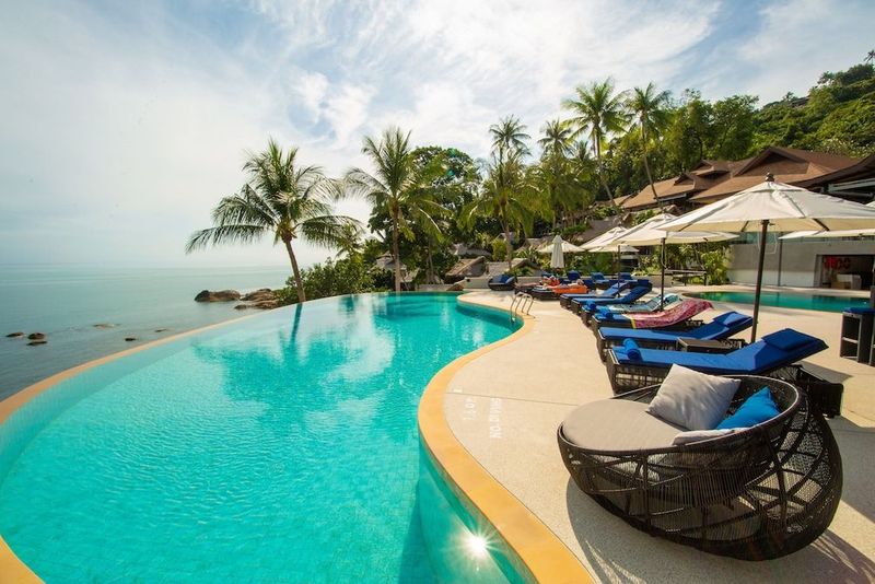 Coral Cliff Beach Resort - Image 4