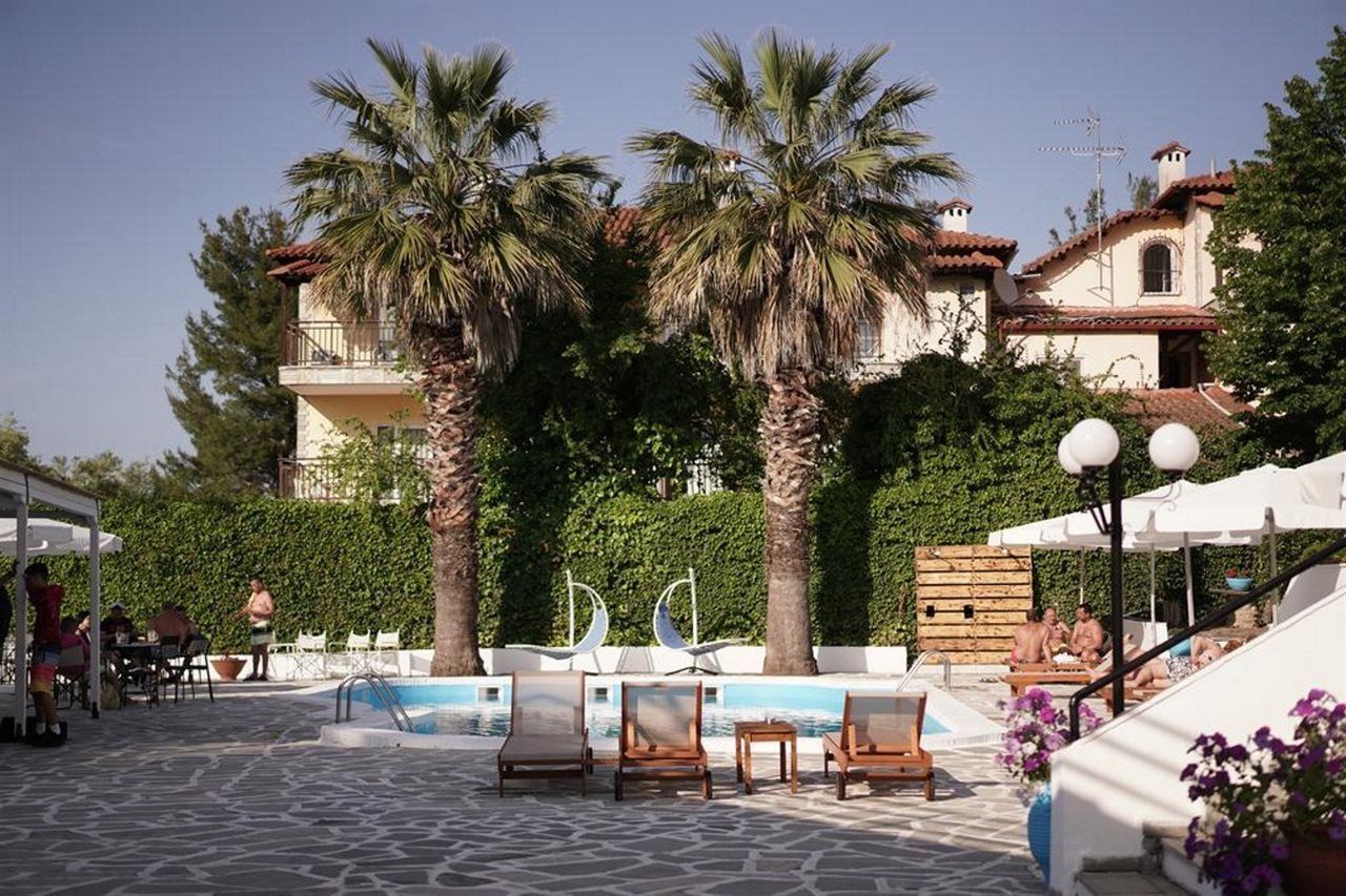 Theo Bungalows - Image 9