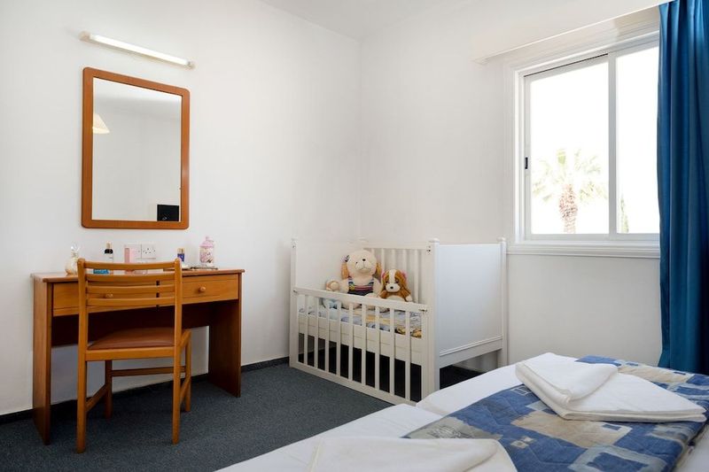 Sunny Hill Hotel Apartments - Image 4