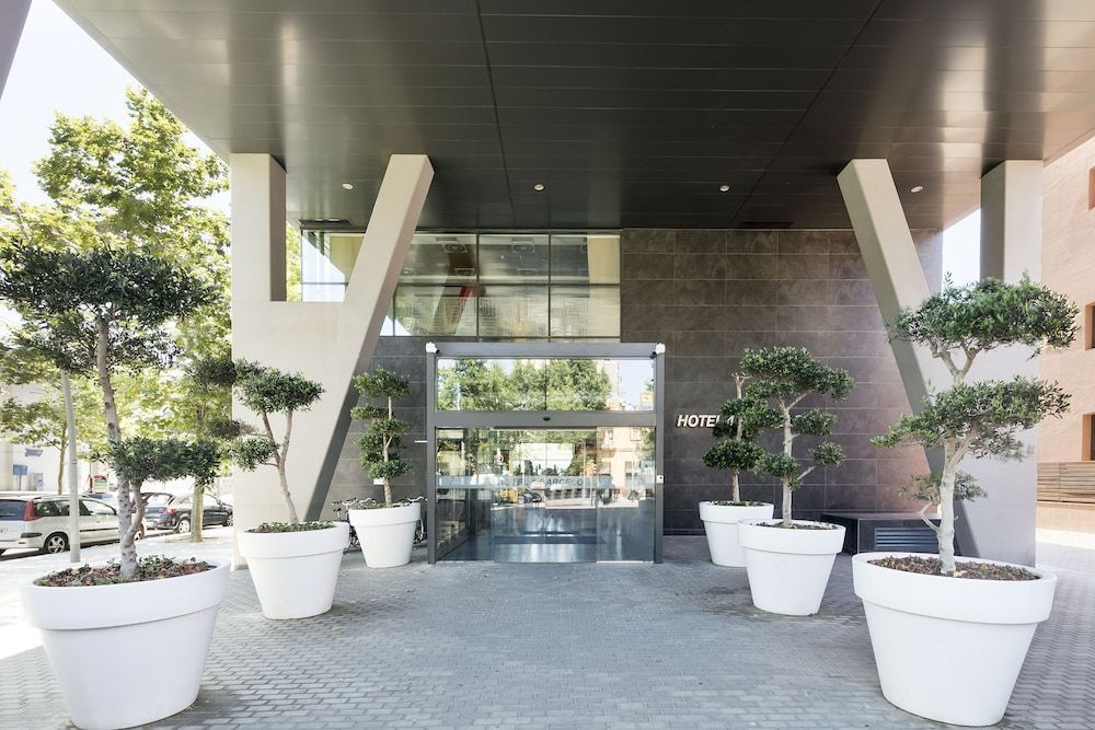 Hotel Best 4 Barcelon - Image 2