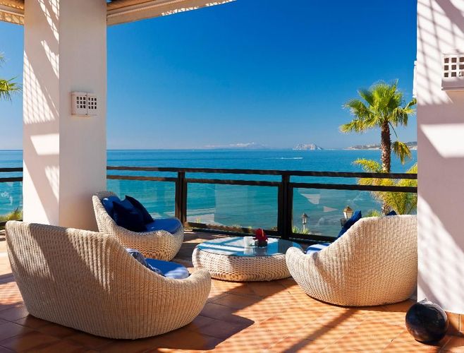 Terrasse på H10 Estepona Palace