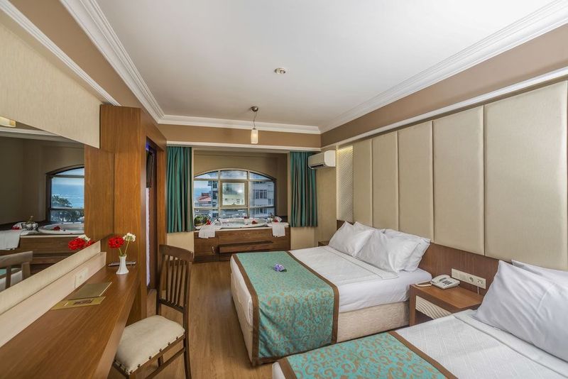 Tac Premier Hotel & Spa - Image 7