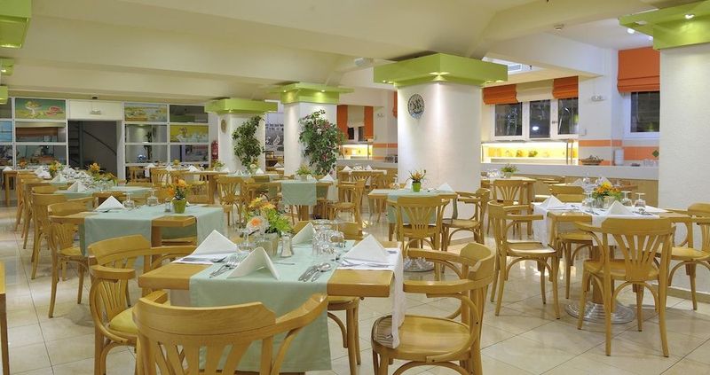 Agla Hotel - Image 9