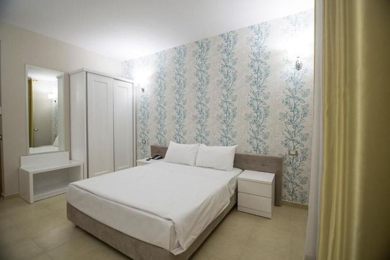 Sun Hotel - Image 5