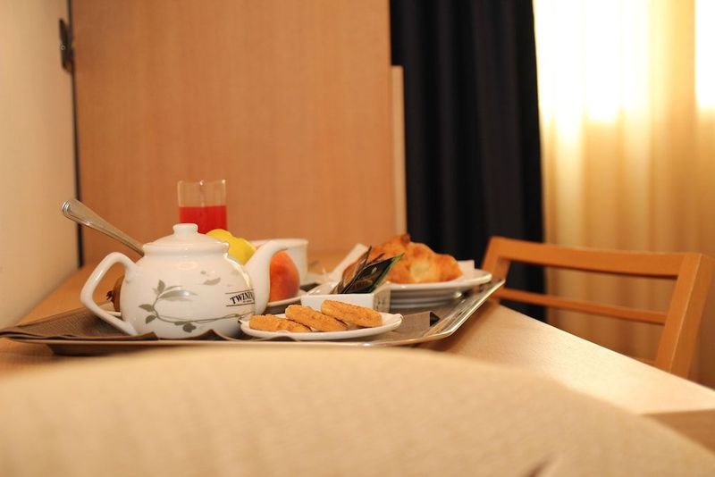 Hotel Majesty - Image 6