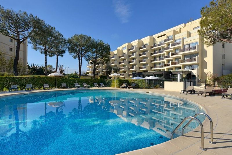 Resideal Antibes - Image 2