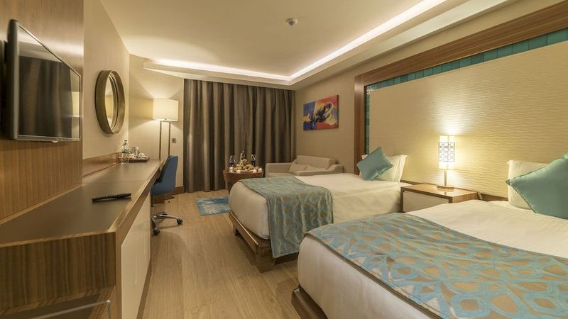 Ramada Resort Kusadasi & Golf - Image 5