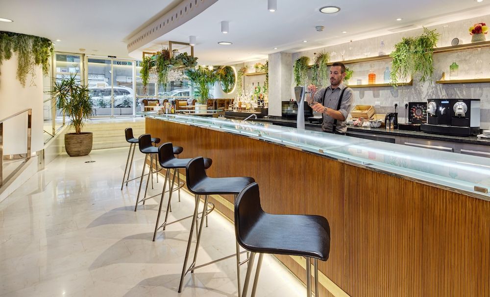 Ayre Hotel Caspe - Image 5