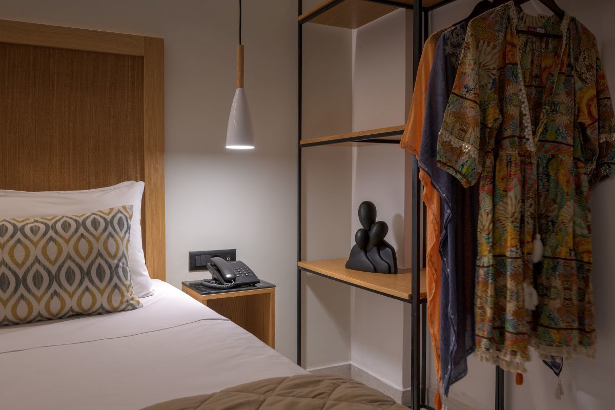 Nirvana Beach Hotel - Image 9
