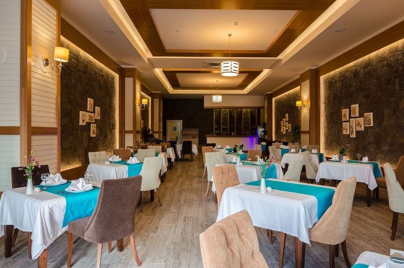 The Lumos Deluxe Resort Hotel & Spa - Image 10
