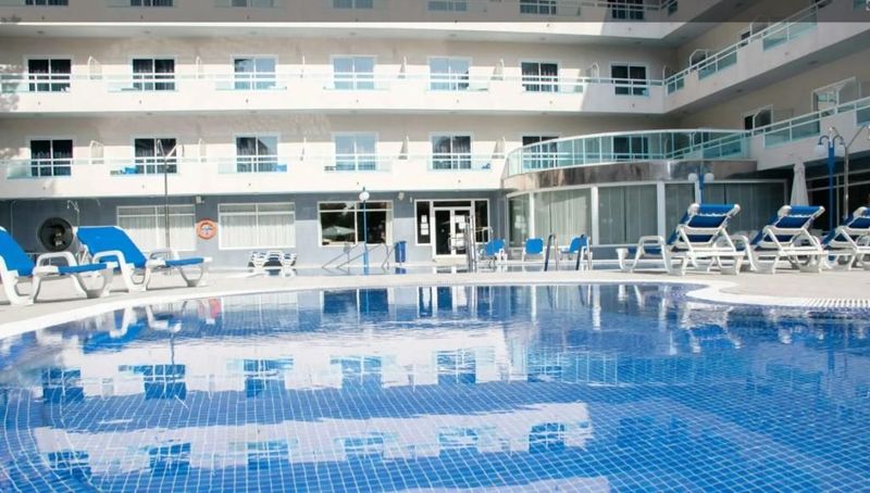 Hotel Santa Monica Playa - Image 9