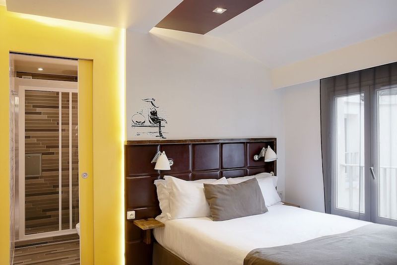 Aulivia Opera Hotel - Image 2