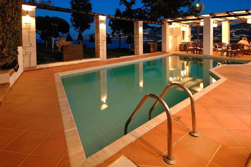 Eva Mare Hotel & Suites - Image 8