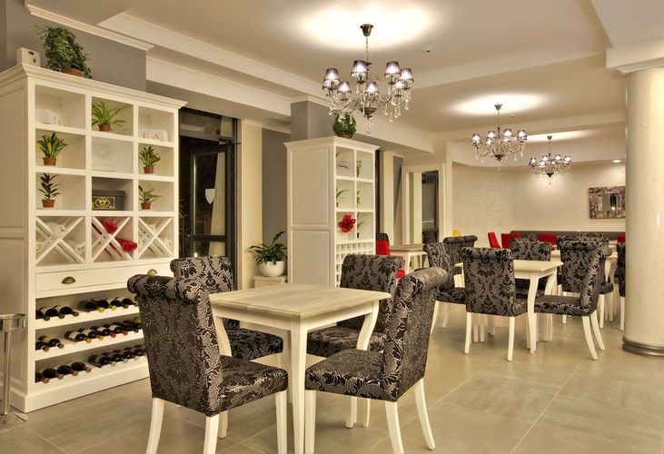 Billede av hotellet White Rock Castle Suite - nummer 10 af 10