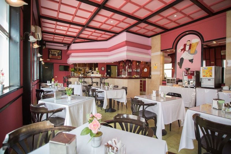 Marbella Inn - Image 8