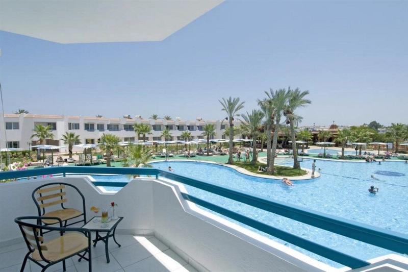 Dreams Vacation Resort - Image 3