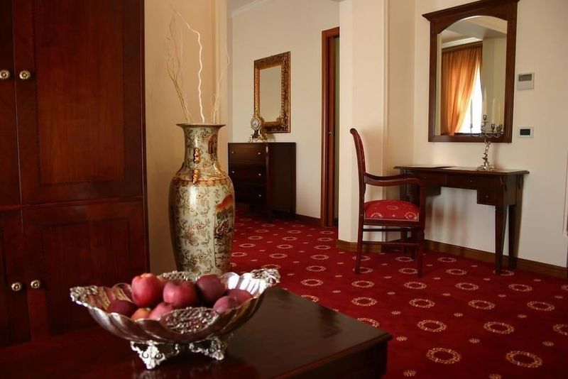 Grand Hotel Palace - Image 2
