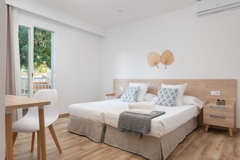 Villa Real Club Apartments - Image 2