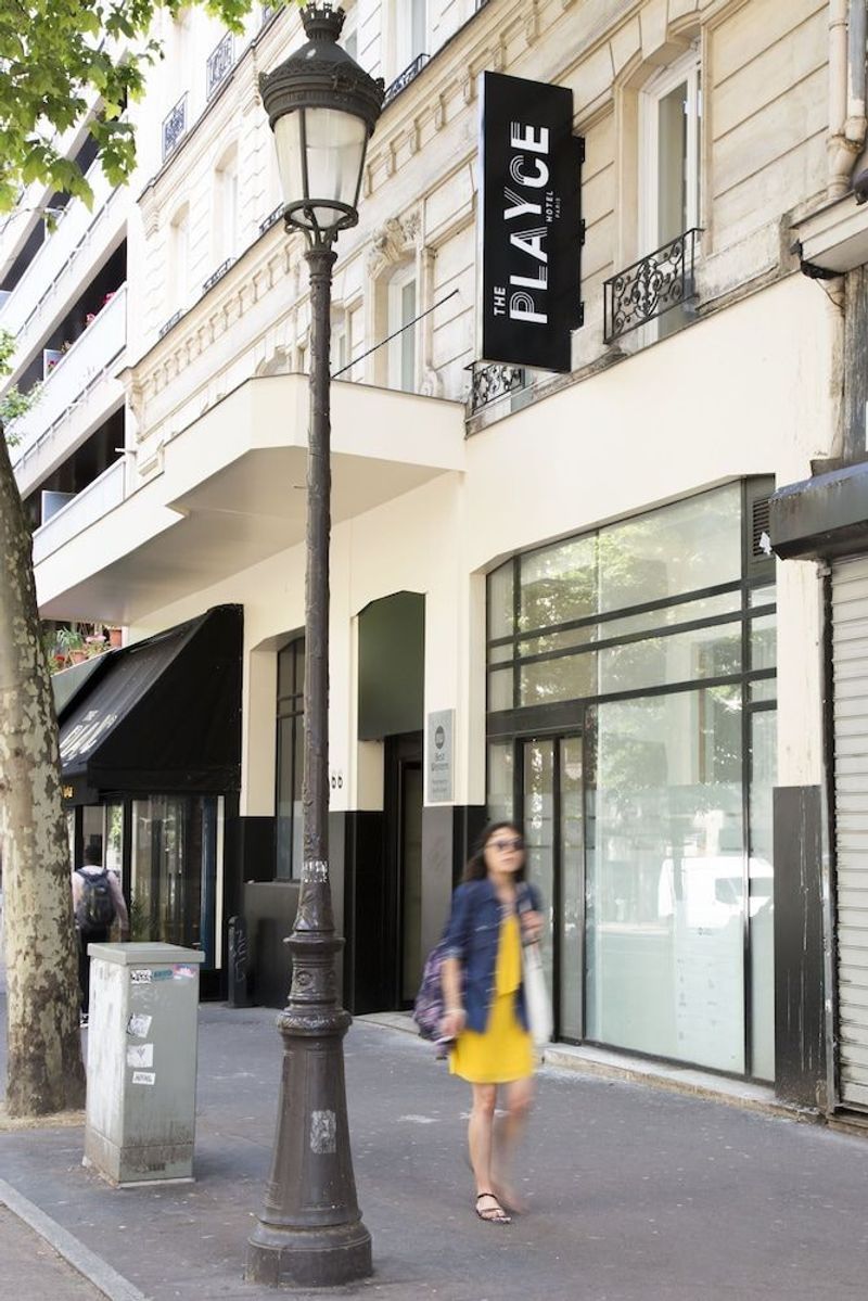 The Playce Hotel - Image 9