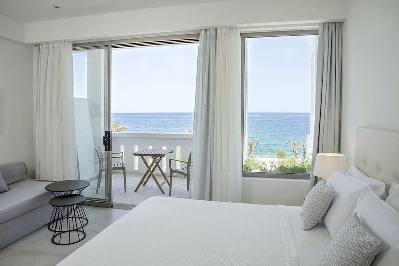 Maritimo Beach Hotel - Image 6