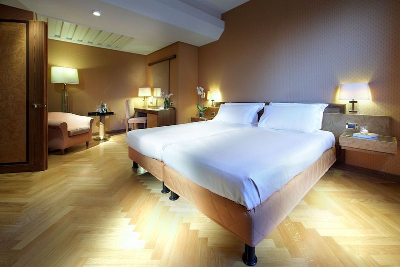 Majestic Hotel - Image 3