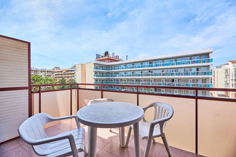 Inter2 Salou Apartments - Image 9