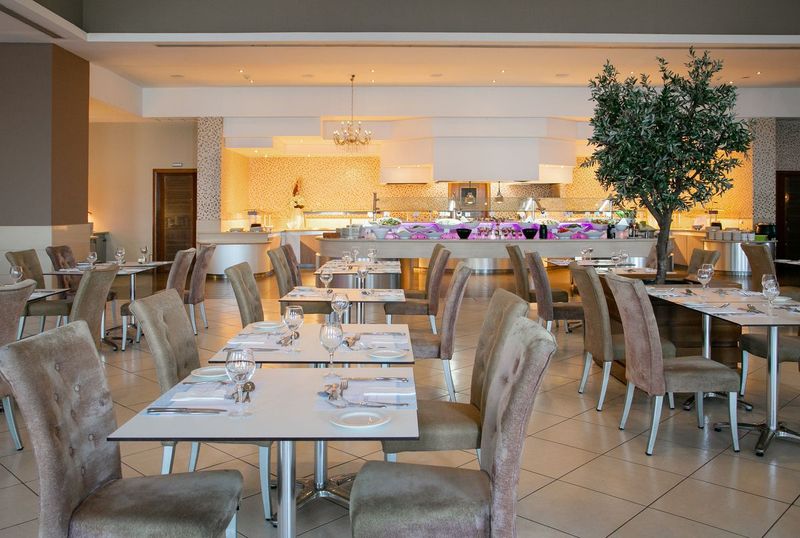 Atlantica Miramare Beach Hotel - Image 9