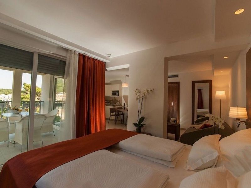 Aparthotel Miramare - Image 3