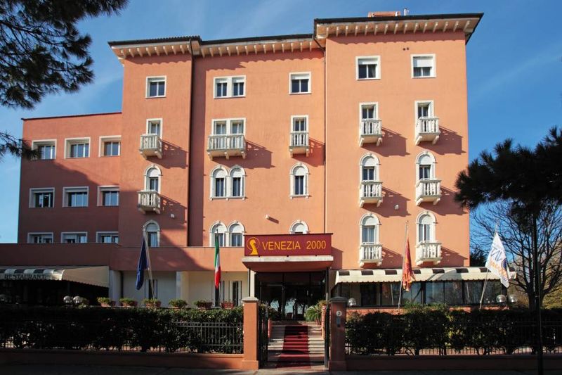 Hotel & Residence Venezia 2000 - Image 2