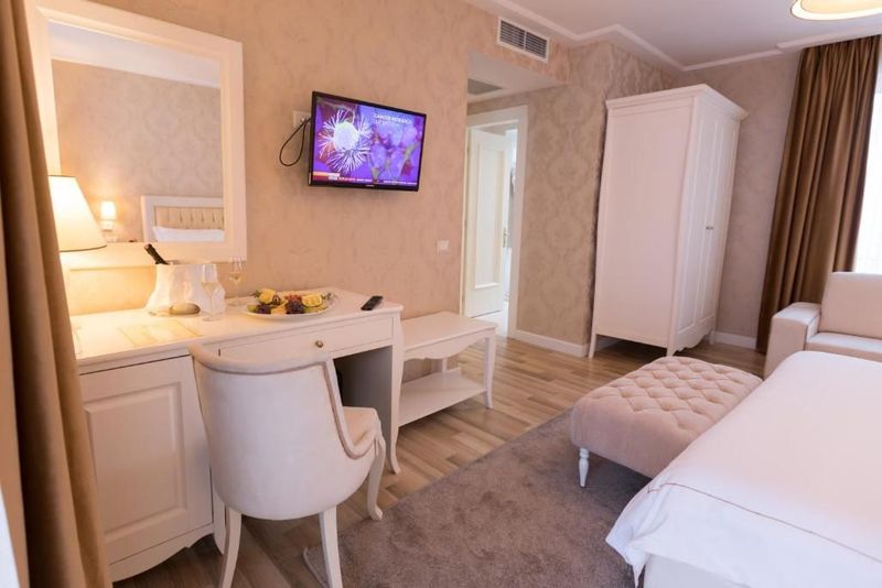 Palace Hotel & Spa - Image 9
