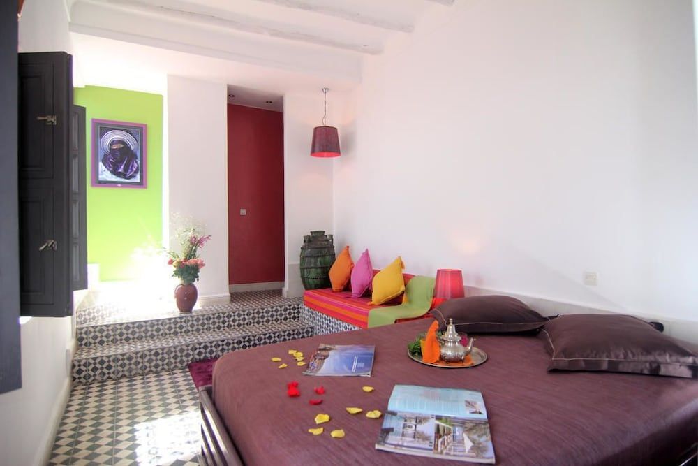 RIAD NAFORA - Image 3
