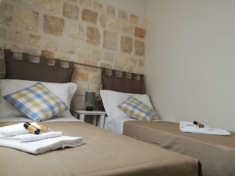 Hotel La Corvetta - Image 8